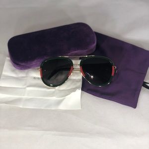 NWOT Red/Green GUCCI Bee Aviators Sunglasses